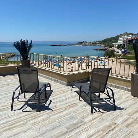 First Line On The Beach Cosy Sea Paradise Apartments Kavarna Exterior photo